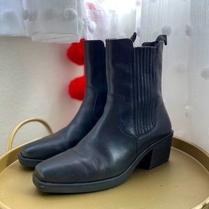 ✨✨✨Vagabond Simone Square Toe Boot✨✨✨
